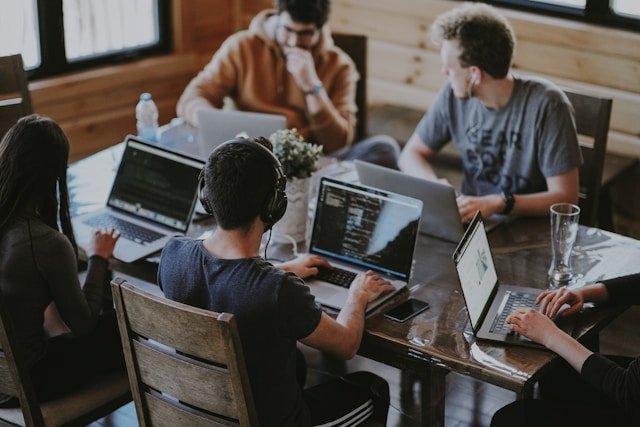 Santé au travail : ergonomie et prévention pour améliorer le bien-être