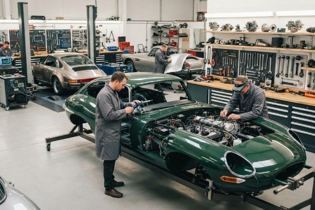 La rénovation d’une voiture vintage : pourquoi le choix du garage automobile est essentiel