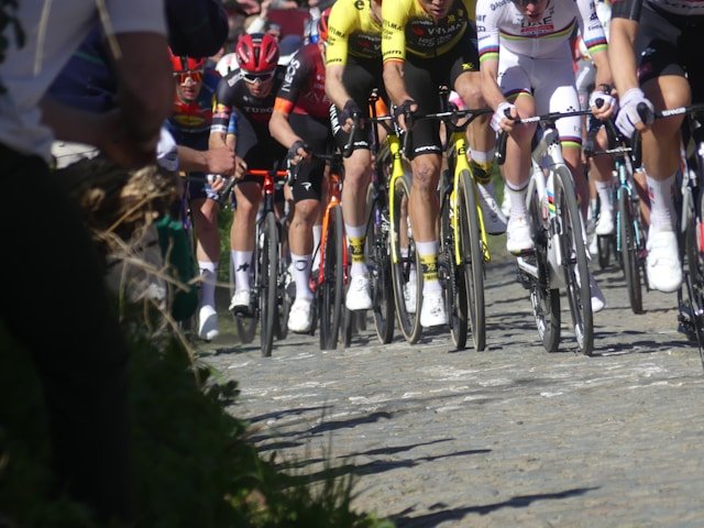 Le rôle essentiel de l’équipe dans la réussite du cyclisme professionnel